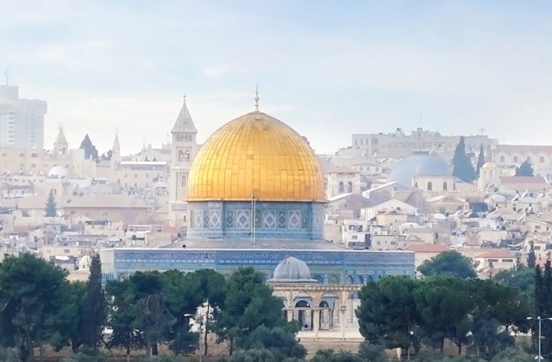 Visit the Holy Land with Fr. Mike Murphy and Dotti Hulburt June 28-July 9, 2022